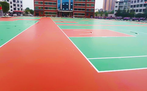 學習籃球場地面