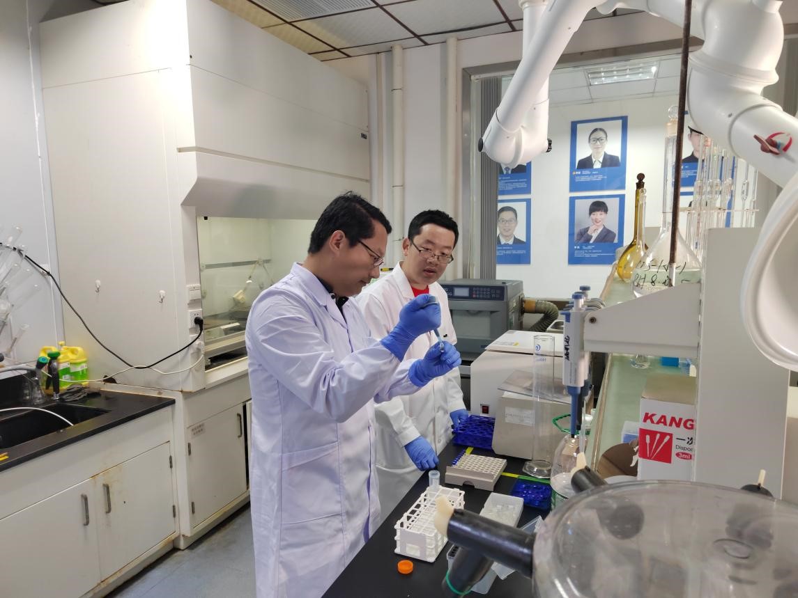 1723098396337009584.jpg 叢欣2.jpg