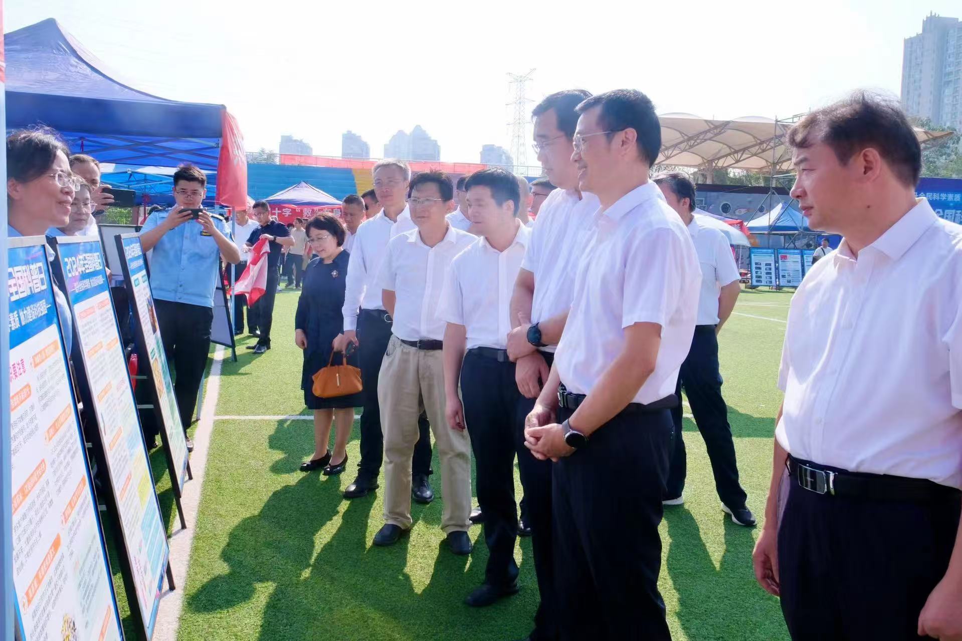 1725845122369099918.jpg 3.jpg